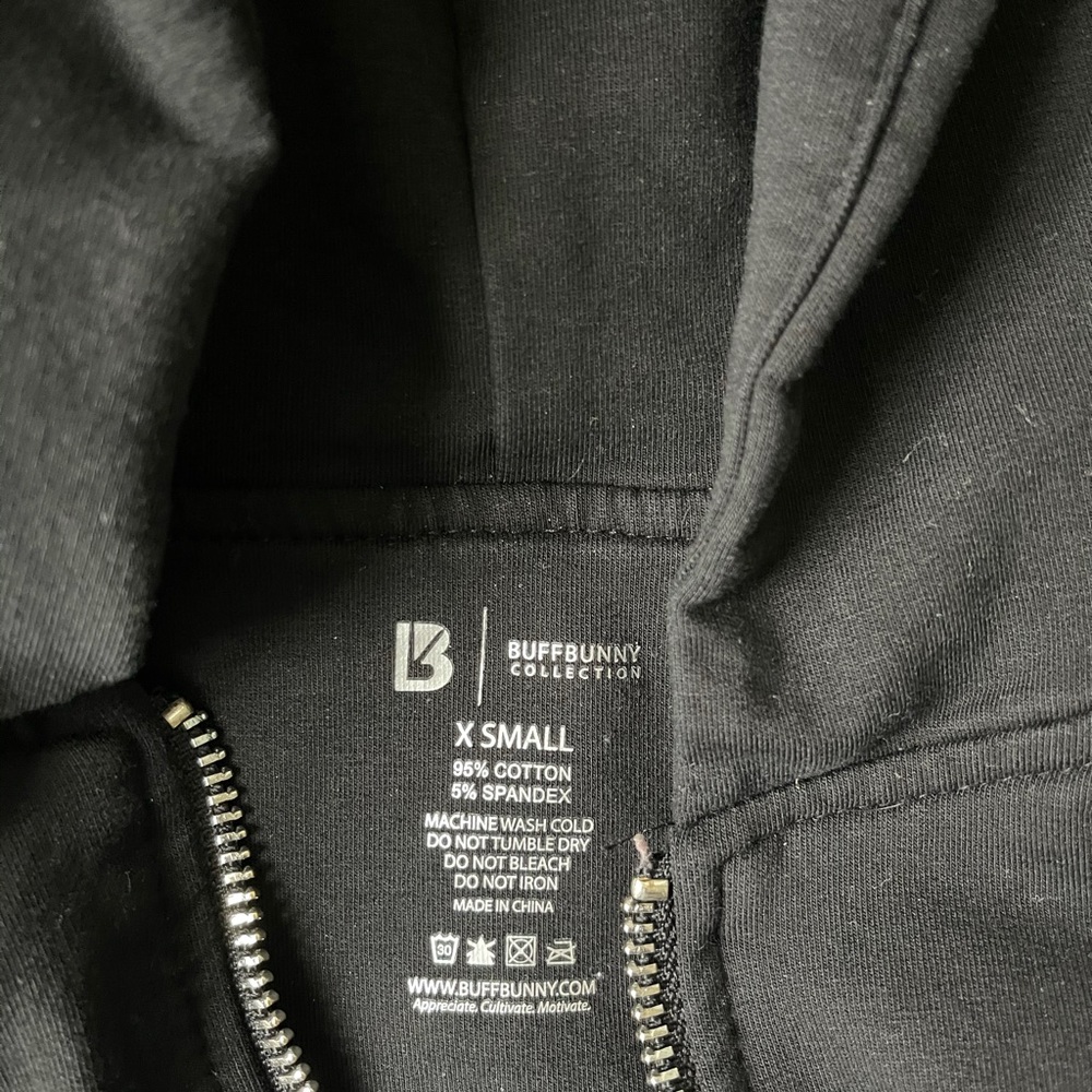Buffbunny Basic Cropped Zip Up - image 2